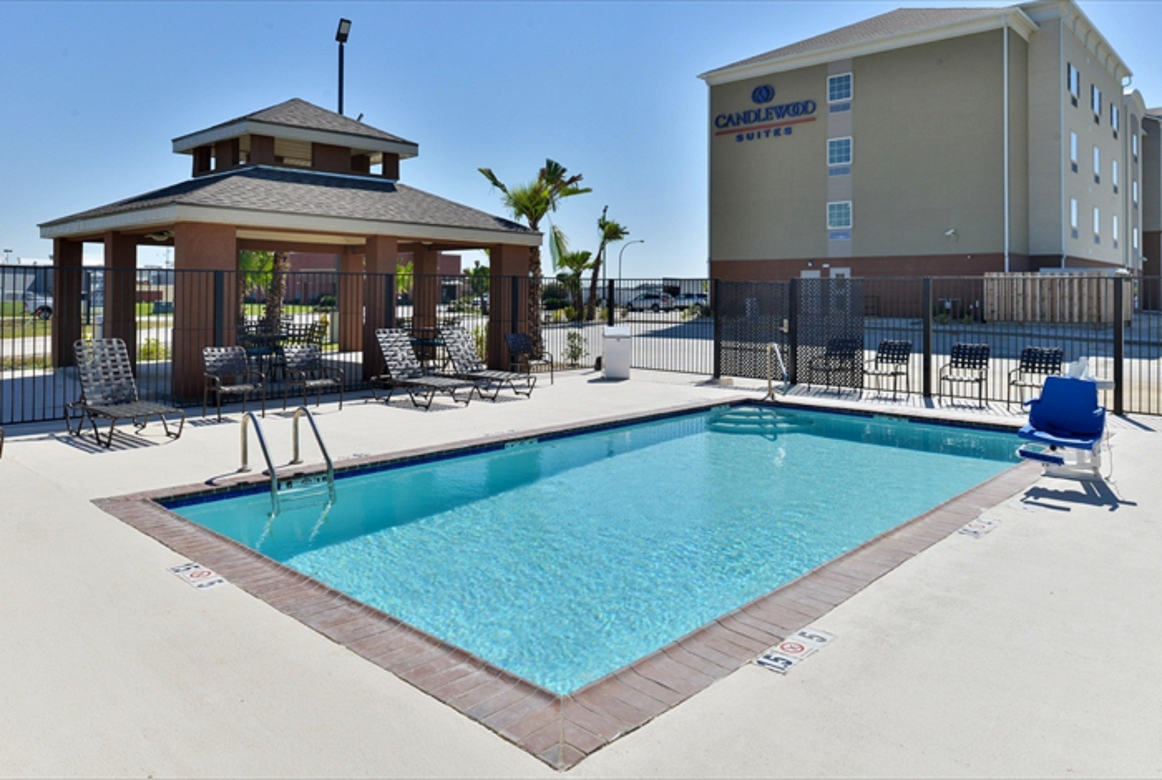 Candlewood Suites Houma By Ihg Bagian luar foto